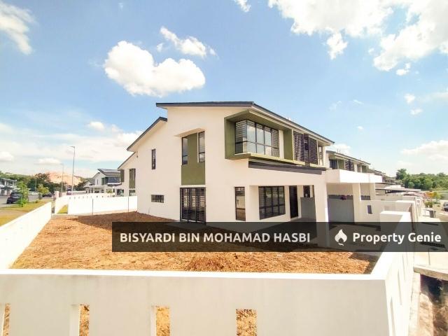 Terraced House for sale in Tanjong Sepat, Selangor