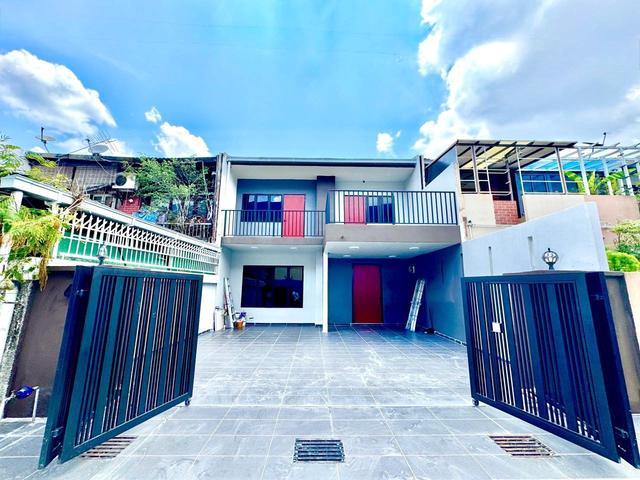 Terraced House for sale in Langat, Selangor