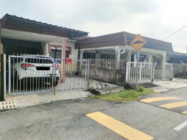 Terraced House for sale in Banting, Selangor
