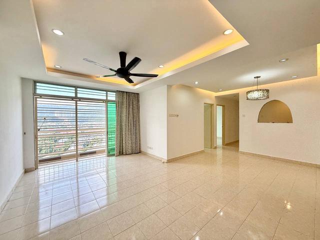 Condominium for sale in Langat, Selangor