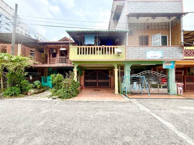 Terraced House for sale in Petaling, Damansara Damai