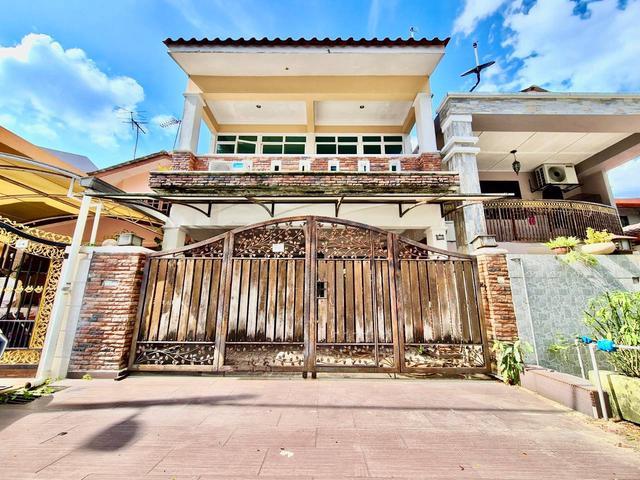 Terraced House for sale in Country Heights Damansara, Kuala Lumpur