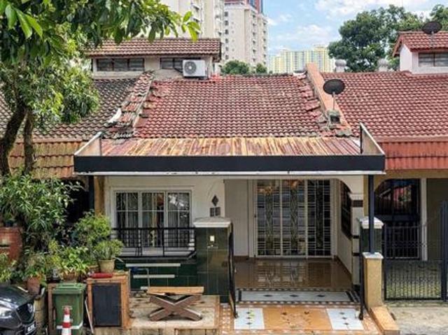Terraced House for sale in Country Heights Damansara, Kuala Lumpur