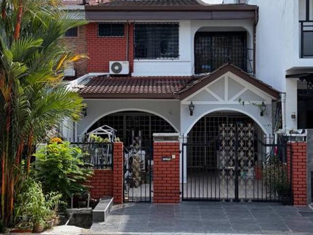 Terraced House for sale in Country Heights Damansara, Kuala Lumpur