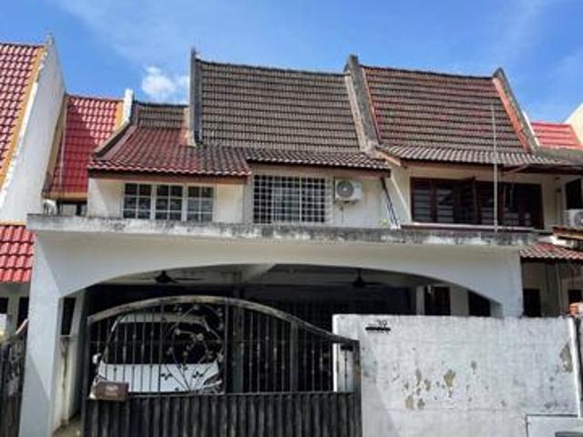 Terraced House for sale in Langat, Selangor