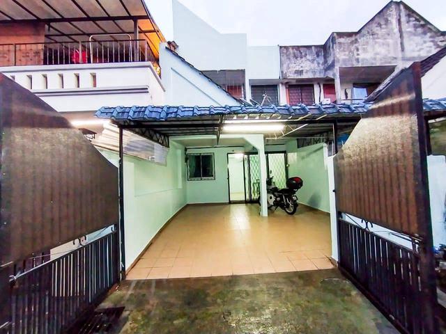 Terraced House for sale in Langat, Selangor