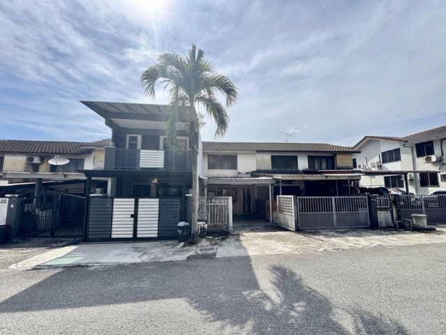 Terraced House for sale in Langat, Selangor