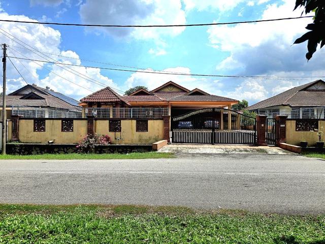 Bungalow for sale in Kajang, Langat