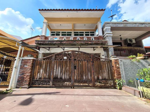 Terraced House for sale in Country Heights Damansara, Kuala Lumpur