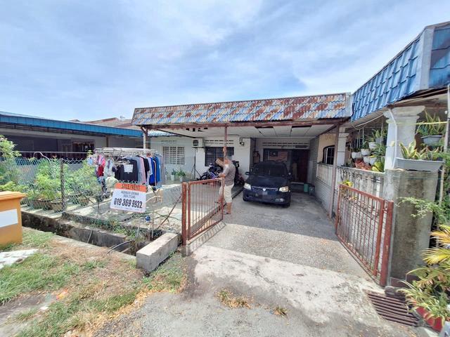 Terraced House for sale in Kuala Selangor, Selangor