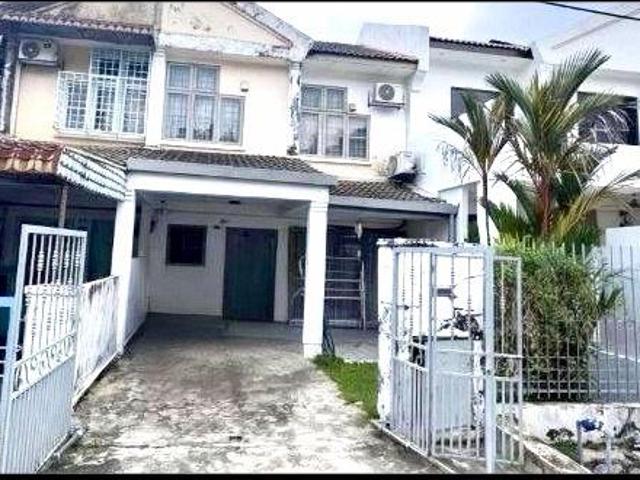 Terraced House for sale in Langat, Selangor
