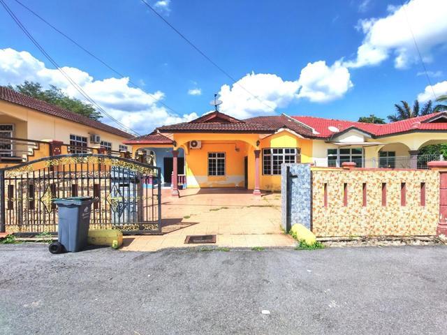 Residential House for sale in Pilah, Kuala Pilah
