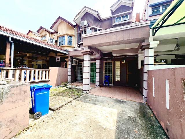 Terraced House for sale in Shah Alam, Petaling