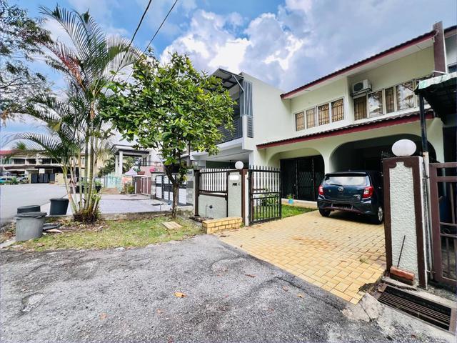 Terraced House for sale in Langat, Selangor