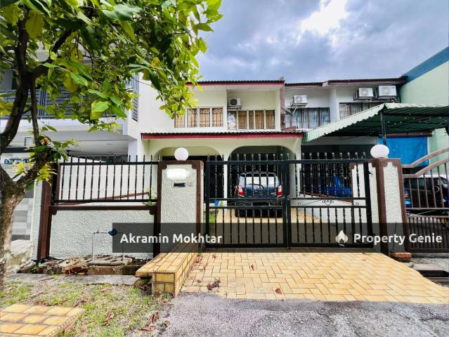Terraced House for sale in Langat, Selangor