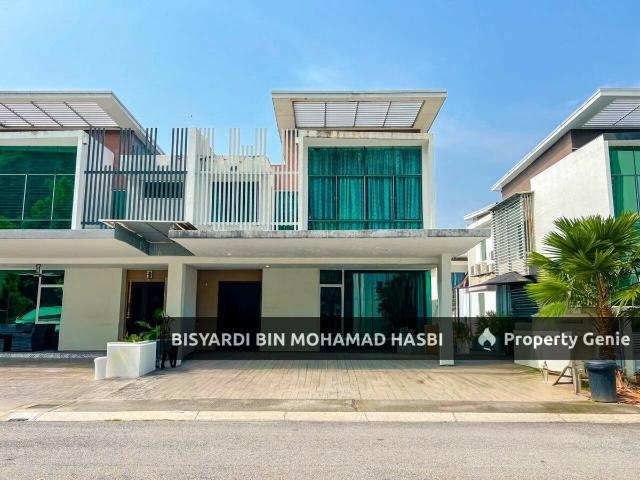 Residential House for sale in Tanjong Sepat, Selangor