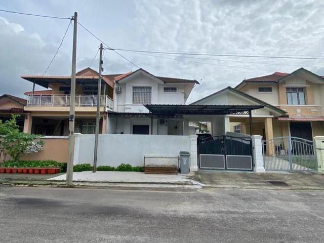 Residential House for sale in Malaka