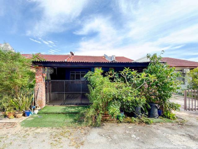 Terraced House for sale in Tanjong Sepat, Selangor