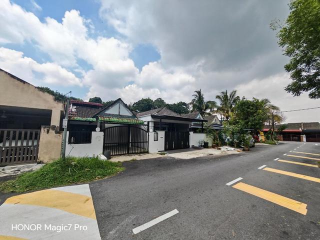 Terraced House for sale in Country Heights Damansara, Kuala Lumpur