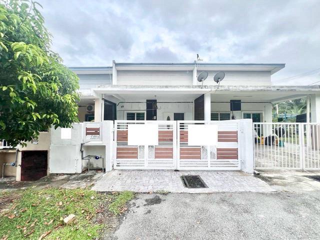 Terraced House for sale in Tanjong Sepat, Selangor
