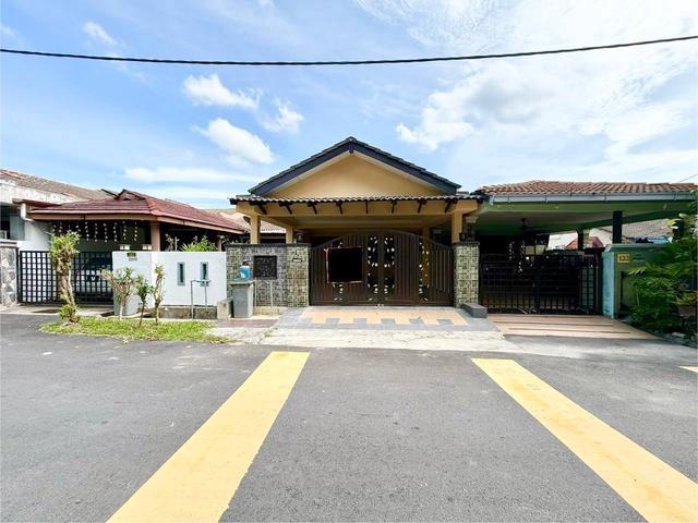 Terraced House for sale in Nilai, Negeri Sembilan