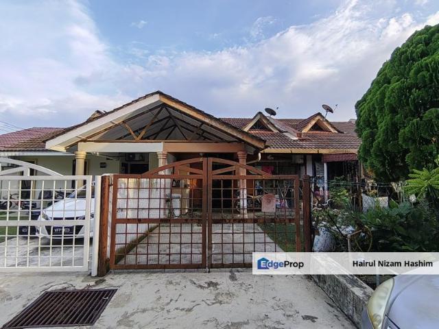 House for sale in Kajang, Langat