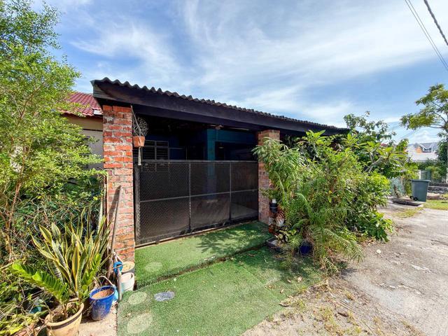 Terraced House for sale in Tanjong Sepat, Selangor