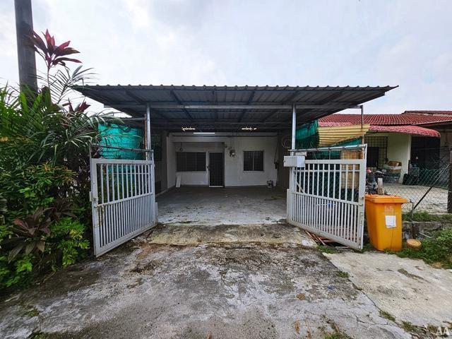 Terraced House for sale in Petaling, Subang Jaya