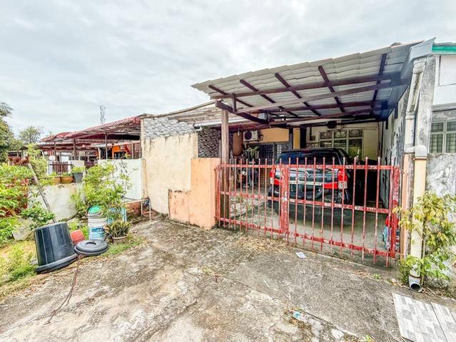 Terraced House for sale in Tanjong Sepat, Selangor