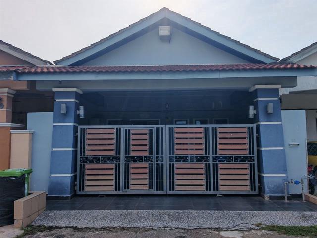 Terraced House for sale in Kuantan