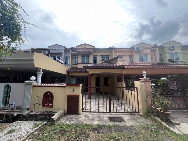 Terraced House for sale in Cheng, Malaka