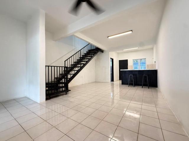 Terraced House for sale in Sungai Buloh, Shah Alam