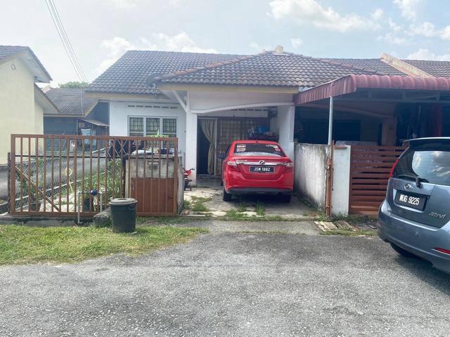 Terraced House for sale in Banting, Selangor