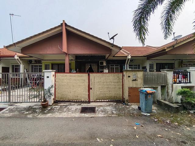 Terraced House for sale in Zon Perindustrian Bebas Telok Panglima Garang, Teluk Panglima Garang