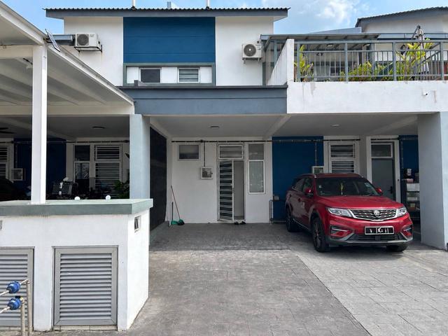Townhouse for sale in Dengkil, Sepang