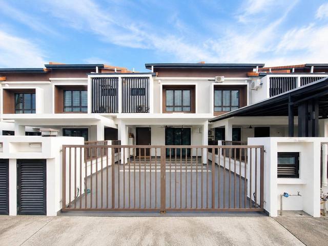 Terraced House for sale in Alam Impian, Selangor