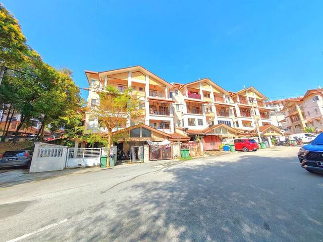 Townhouse for sale in Selayang, Selangor