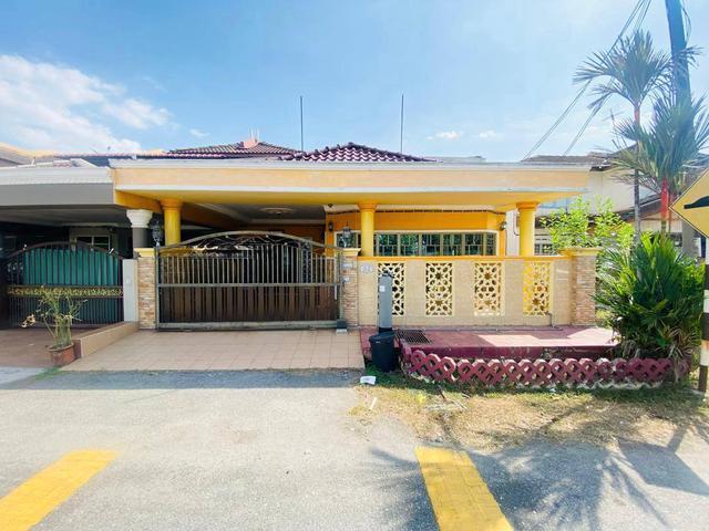 Terraced House for sale in Banting, Selangor