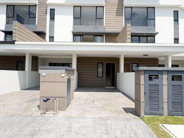 Townhouse for sale in Kajang, Langat