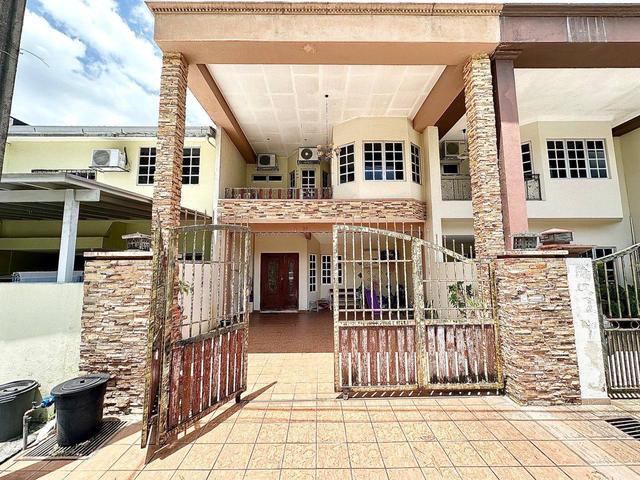 Terraced House for sale in Langat, Selangor