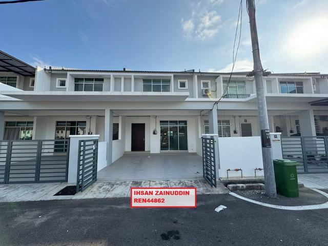Terraced House for sale in Wellesley, Penang