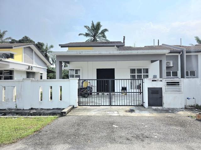 Residential House for sale in Jenjarom, Selangor