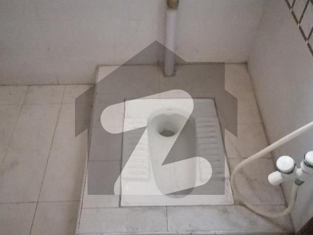 House for sale in تحصیل فیصل آباد شہر, فیصل آباد ڈویژن