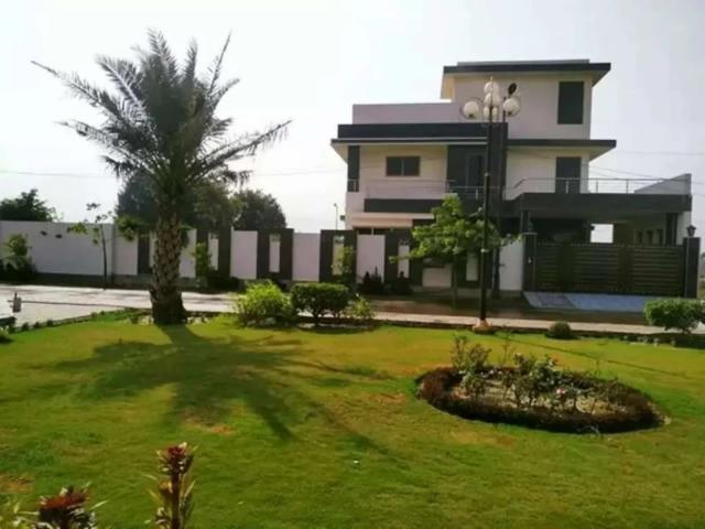 Land for sale in Faisalabad, Islamabad Capital Territory