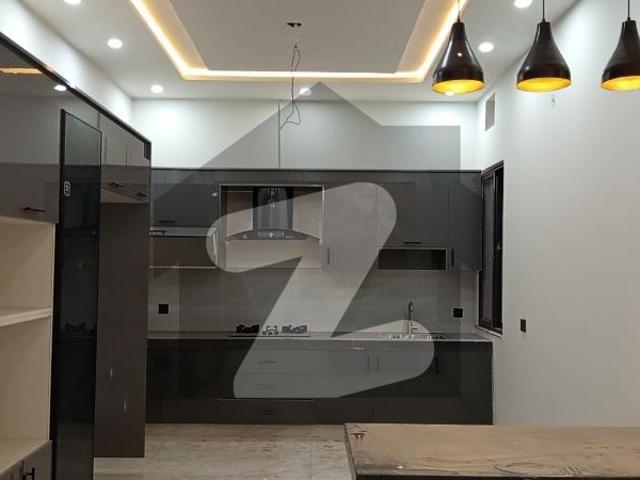 House for sale in Faisalabad, Islamabad Capital Territory