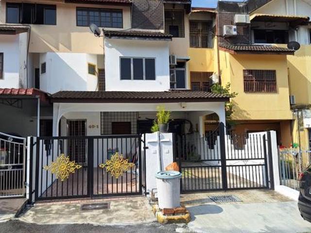 Townhouse for rent in Country Heights Damansara, Kuala Lumpur