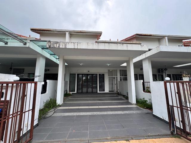 Terraced House for rent in Seksyen 35, Shah Alam