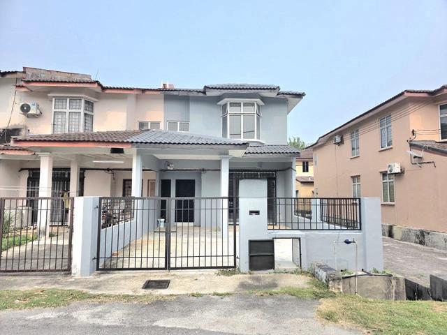 Terraced House for sale in Sepang, Tanjong Sepat