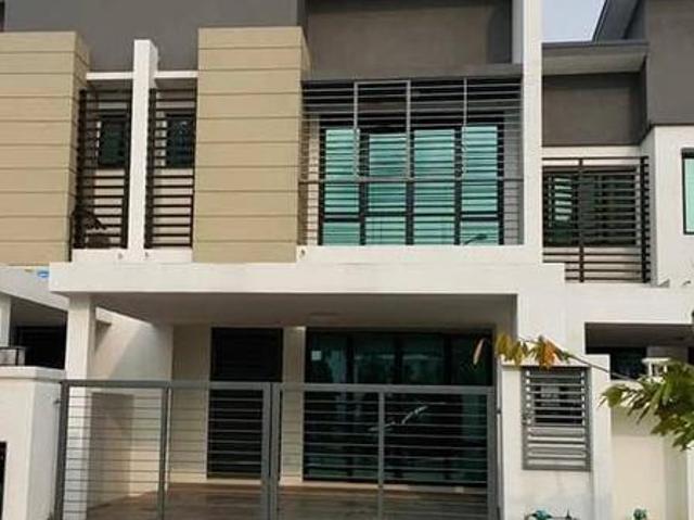 Terraced House for sale in Alam Impian, Selangor