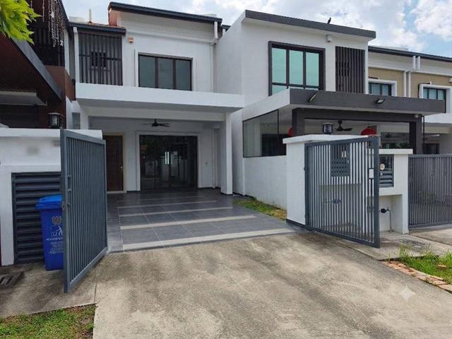 Terraced House for sale in Alam Impian, Selangor